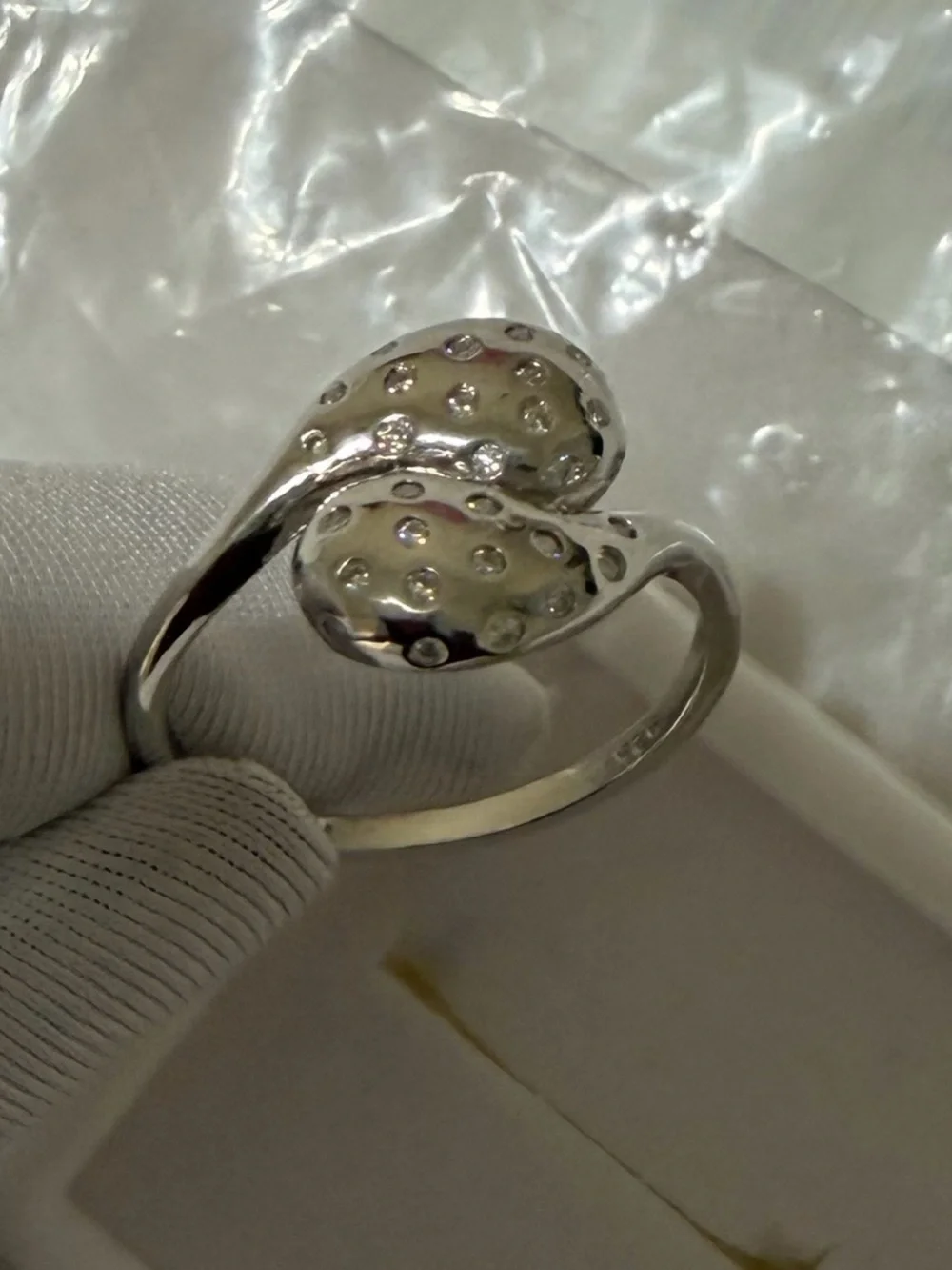 MOISSANITE 0.228CT RING